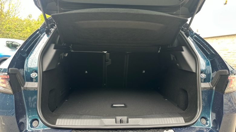 Vauxhall Grandland 157kW GS 73kWh 5dr Auto Electric Hatchback